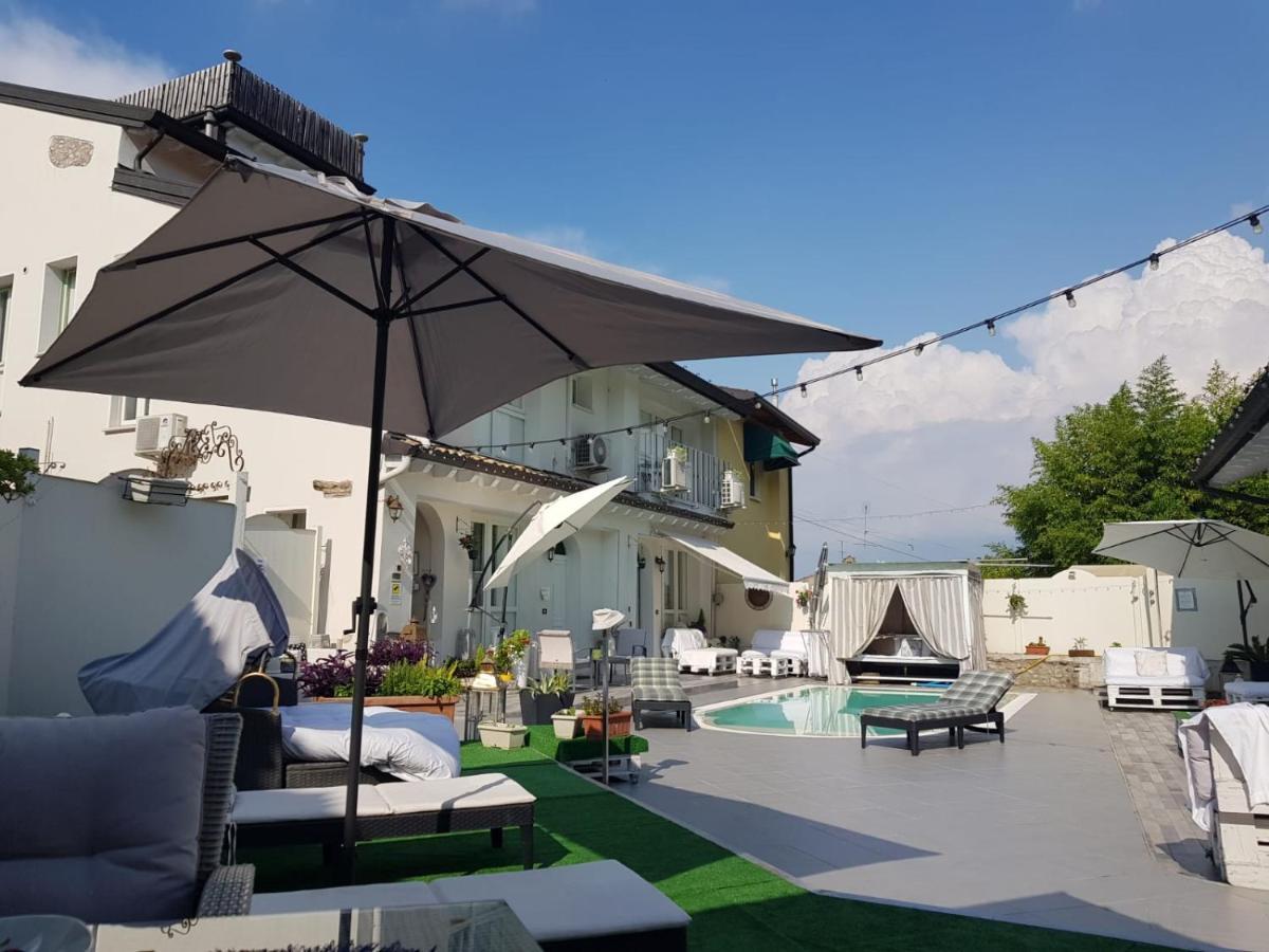 Borgo Vecchio *Dream* Apartment Lonato Exterior photo
