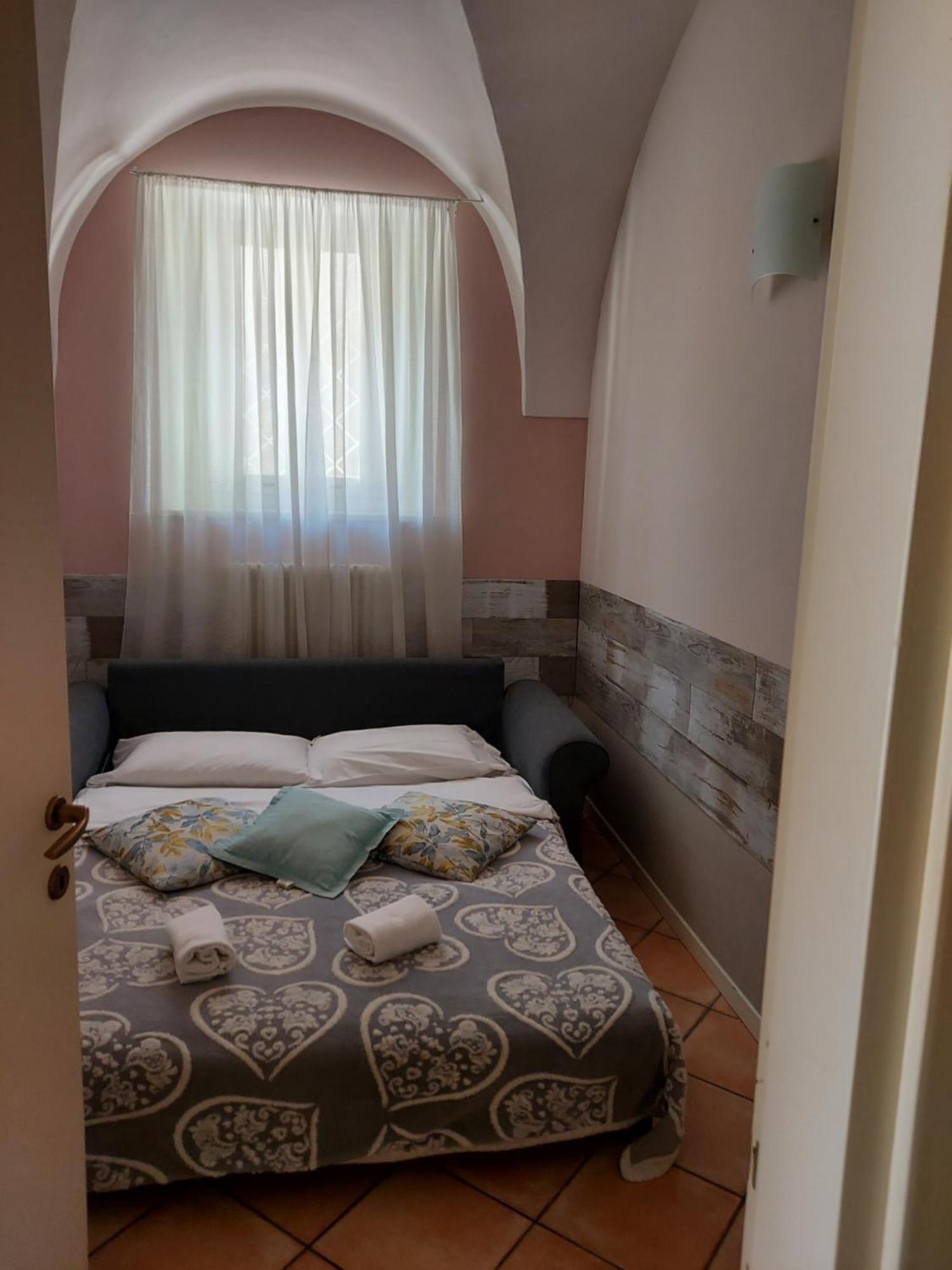 Borgo Vecchio *Dream* Apartment Lonato Exterior photo