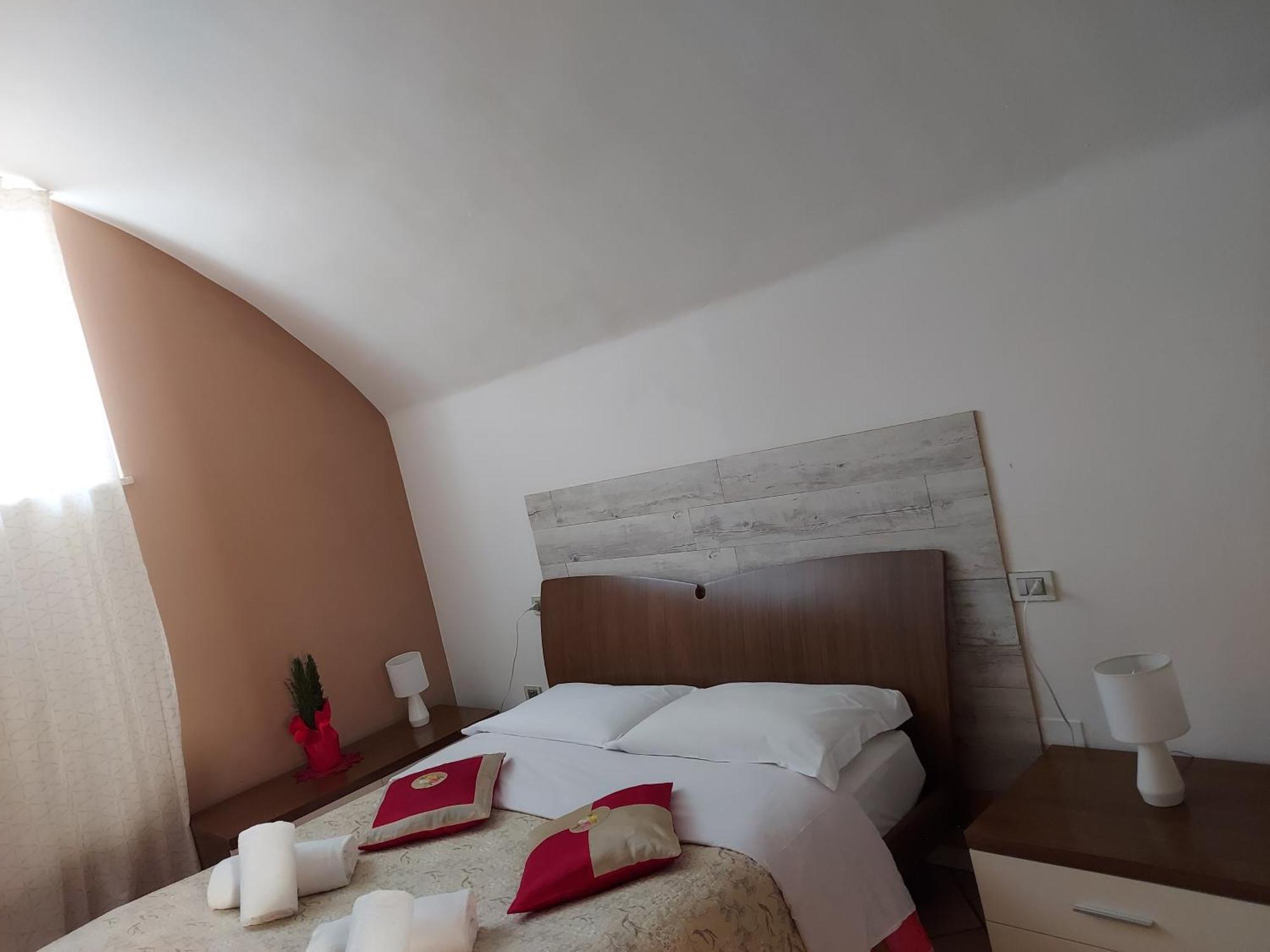 Borgo Vecchio *Dream* Apartment Lonato Exterior photo