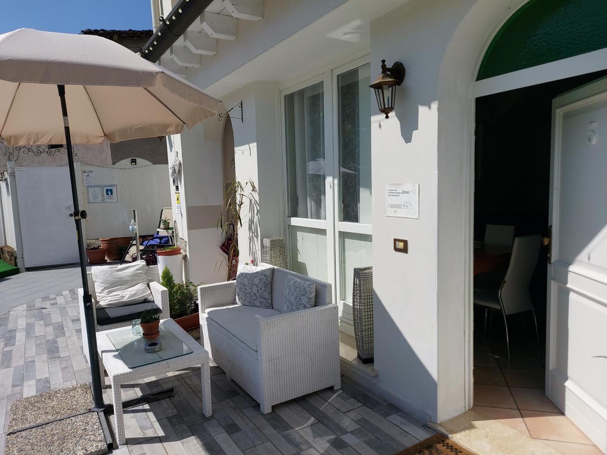 Borgo Vecchio *Dream* Apartment Lonato Exterior photo